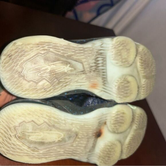 Nike Lebron XVII Constellations high tops size 4 youth - Picture 10 of 10